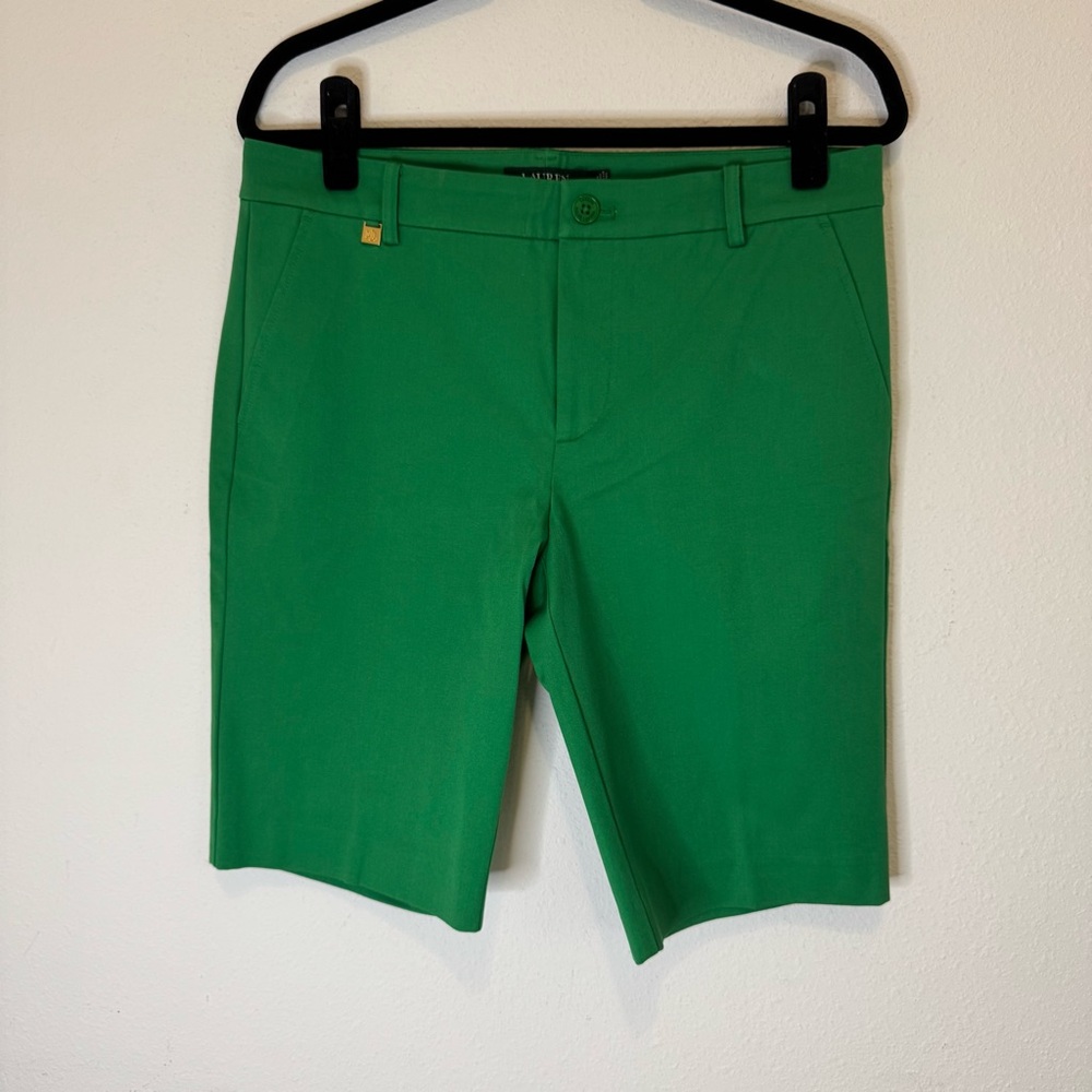 Lauren Ralph Lauren Style Golf Long Green Shorts Women's size 8